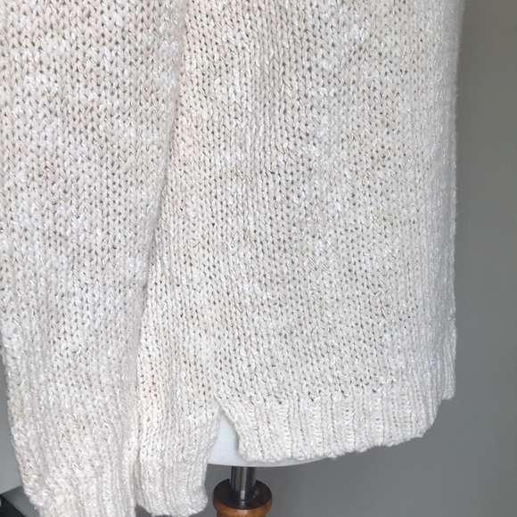 -Ann Taylor- Beautiful Cream Sweater! Size medium - Picture 4 of 7
